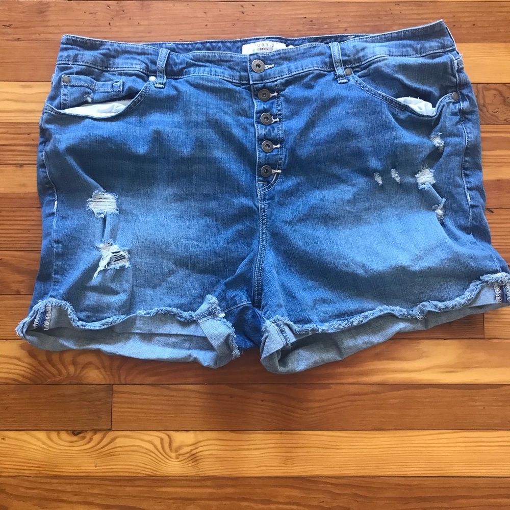 Torrid Size 26 Plus Button Up Jean Shorts
